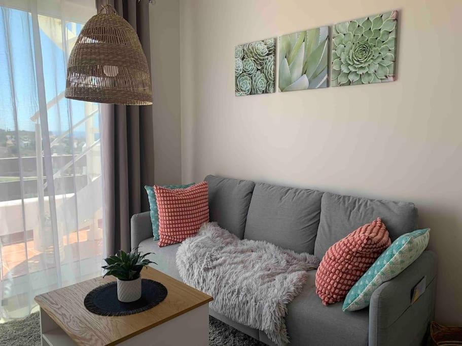 Penthouse Seaview And Golf Valle Romano אסטפונה מראה חיצוני תמונה