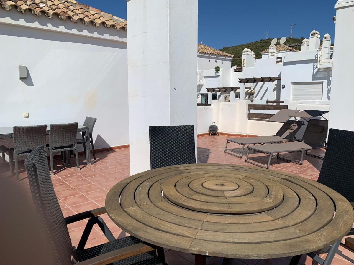 Penthouse Seaview And Golf Valle Romano אסטפונה מראה חיצוני תמונה